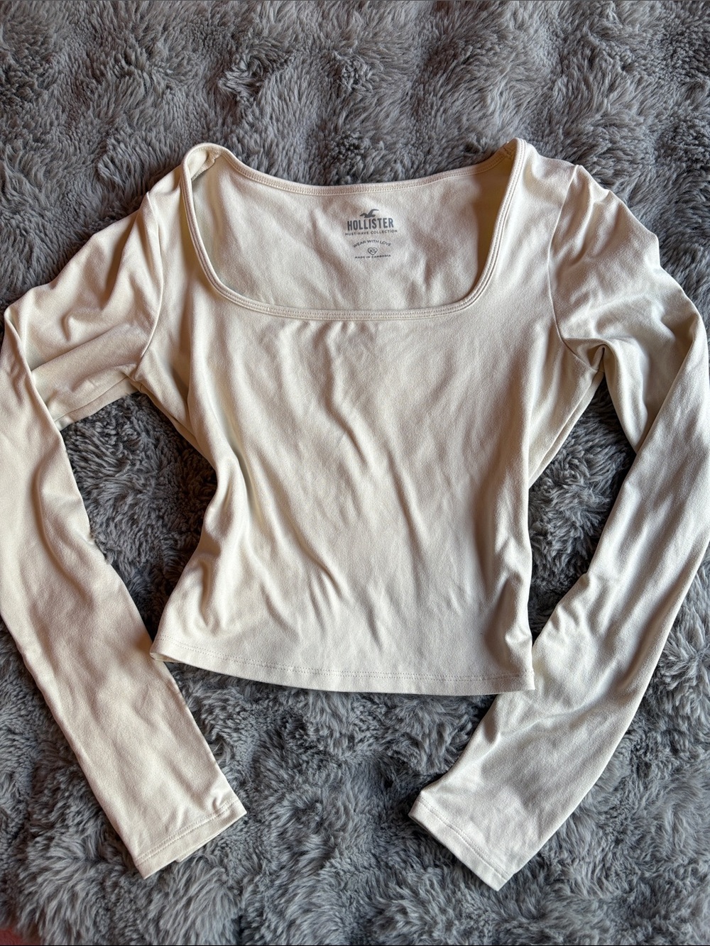 Hollister Women's Cream Long-Sleeve Square Neck Top